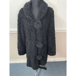 MontanaCo Black Fuzzy Fux Persian Coat Size Medium